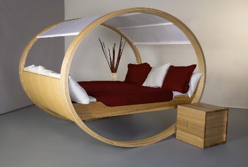 我々はインテリアを飾る：モダンなベッドルームの家具
